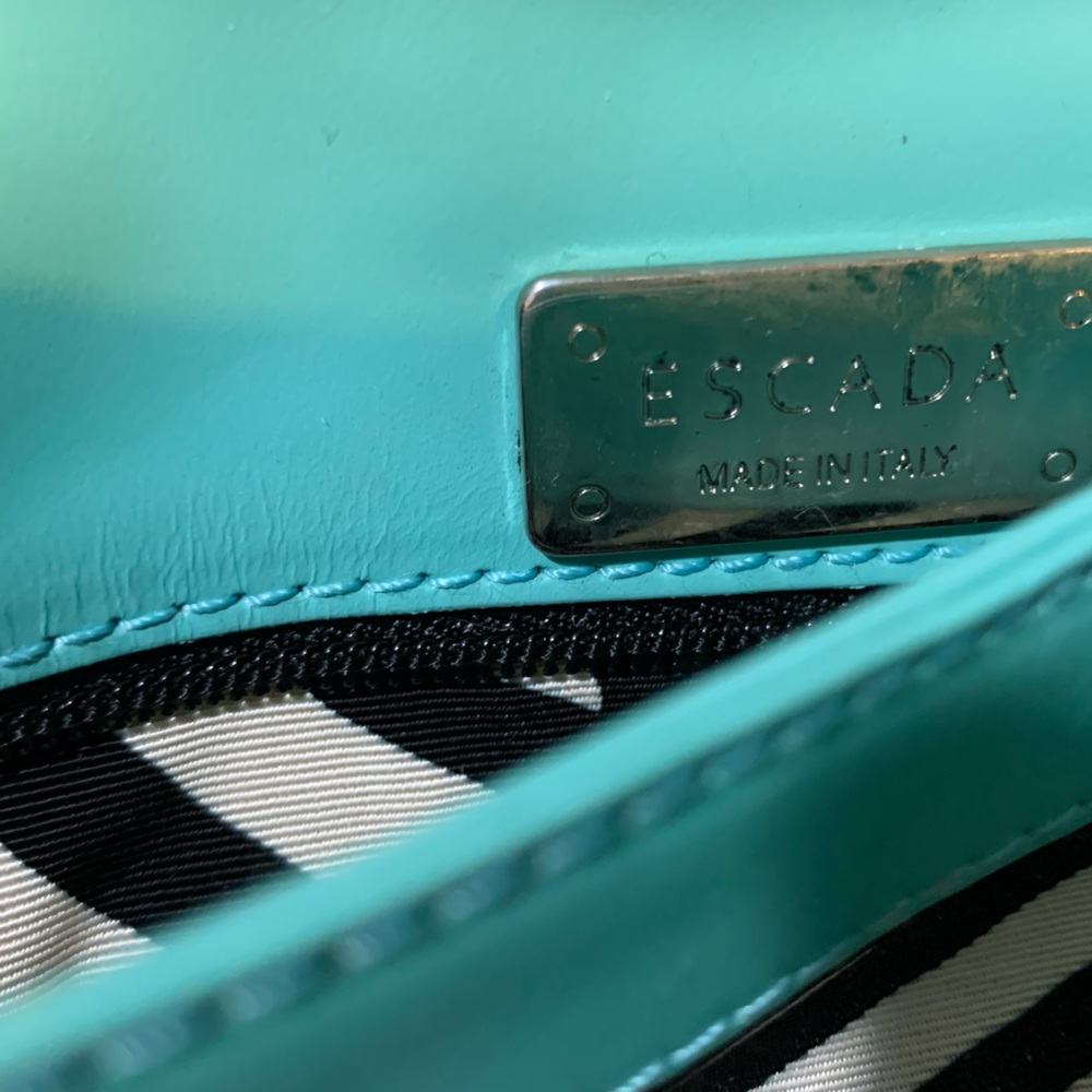 ULN 💝ESCADA small purse. - Picture 6 of 7